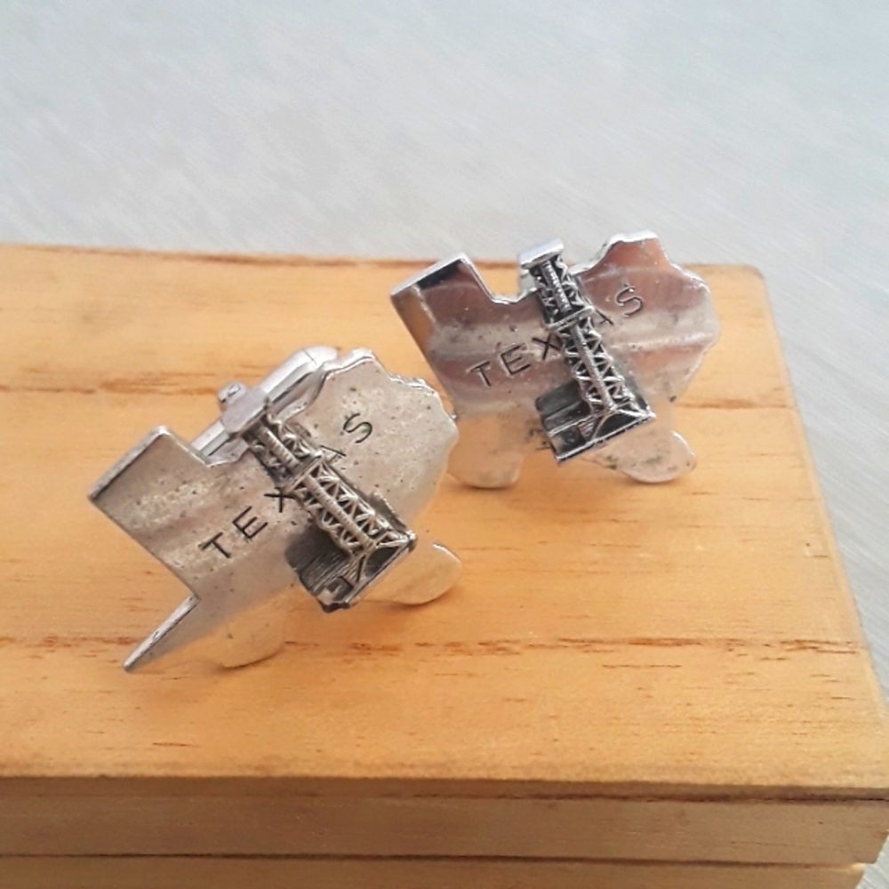 Swank Texas Oil Well Cuff Links